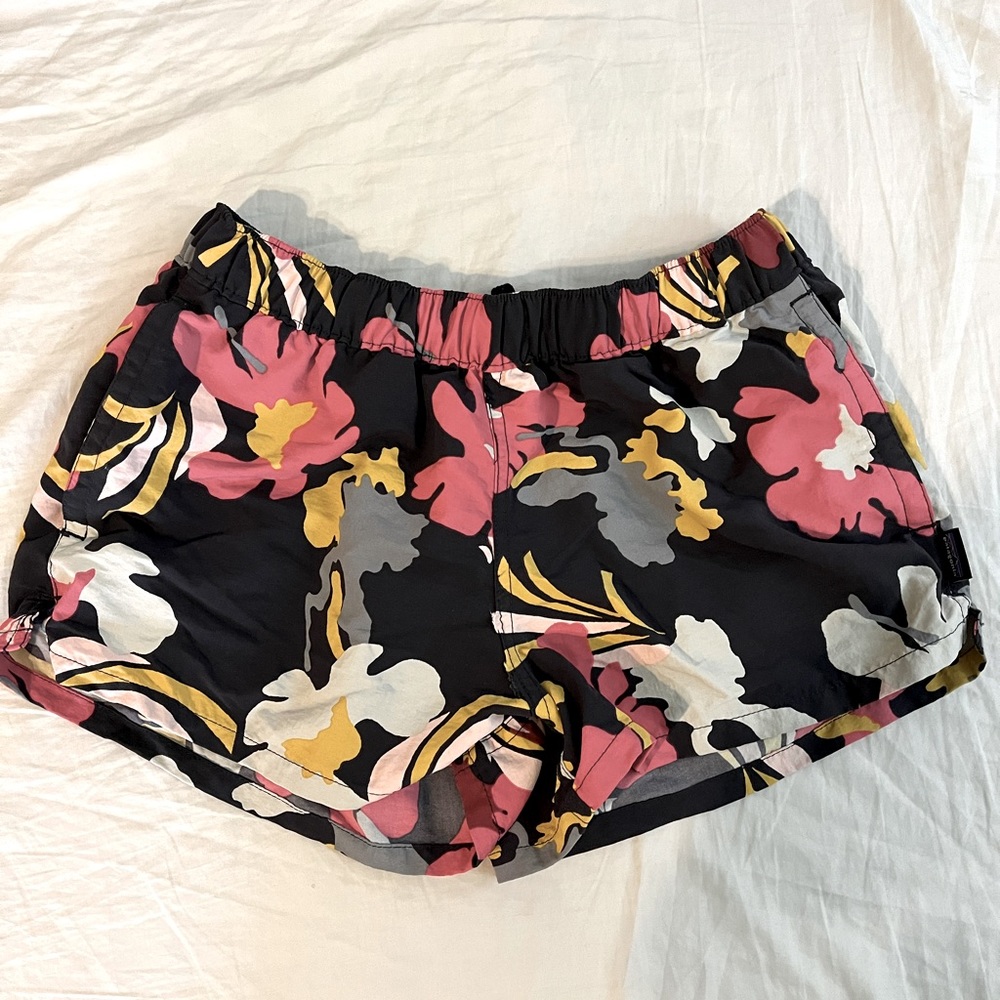 Patagonia Women’s Barely Baggies Shorts